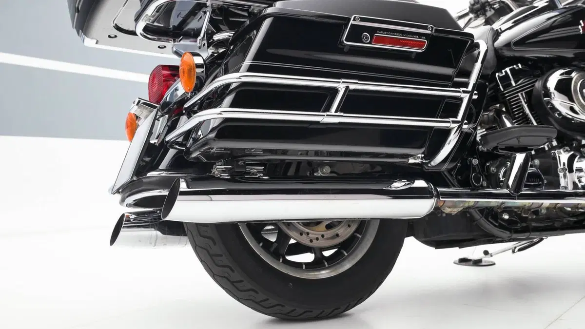 Harley-Davidson 1584 Electra Glide Ultra Classic (2007) - FLHTCU  (9)