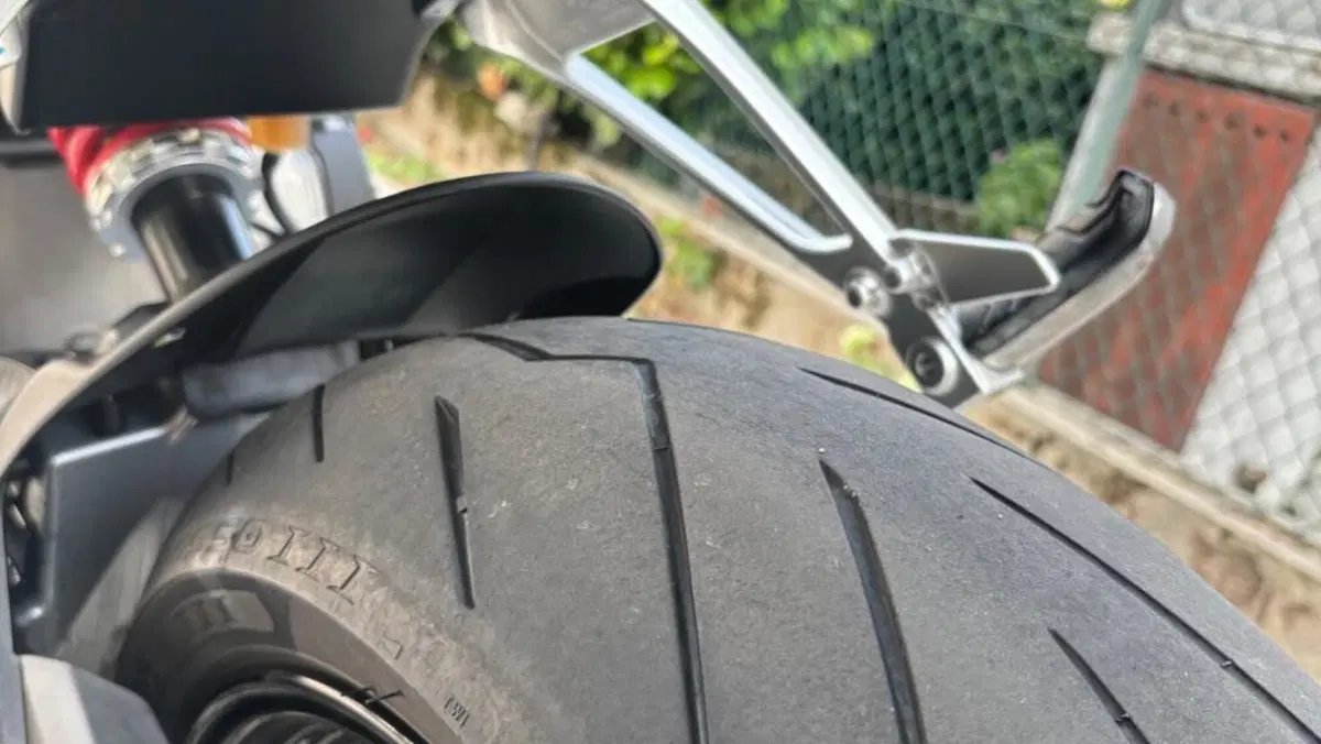 Aprilia Tuono 660 (2021 - 25)  (3)