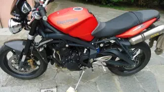 Triumph Street Triple R (2009 - 12) usata