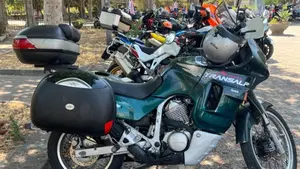 Honda Transalp XL 600V (1997 - 99)  (2)