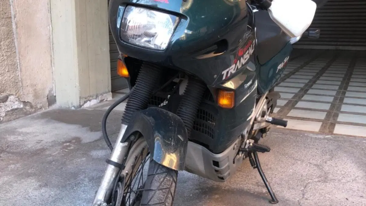 Honda Transalp XL 600V (1997 - 99)  (5)