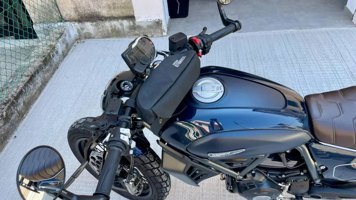 Ducati Scrambler 800 Nightshift (2023 - 24)  (6)