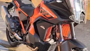KTM 1290 Super Adventure S (2022 - 25)  (3)