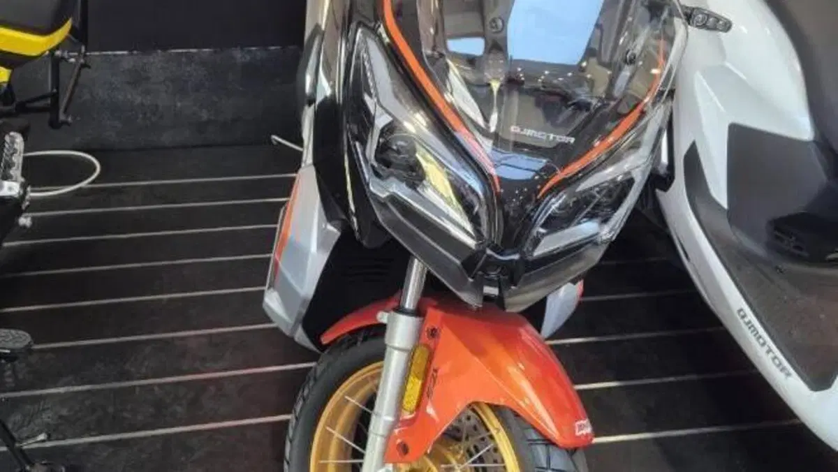 QJ Motor ATR 125 (2025 - 26)  (2)