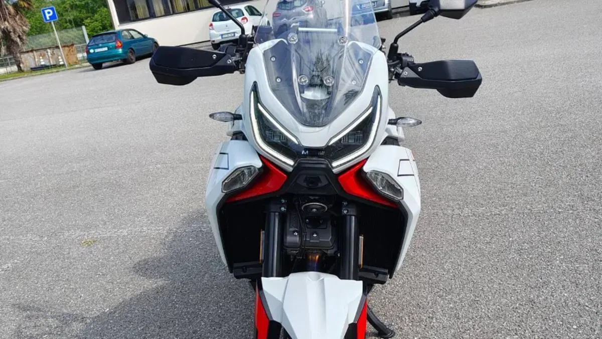 Moto Morini X-Cape 1200 (2026)  (16)