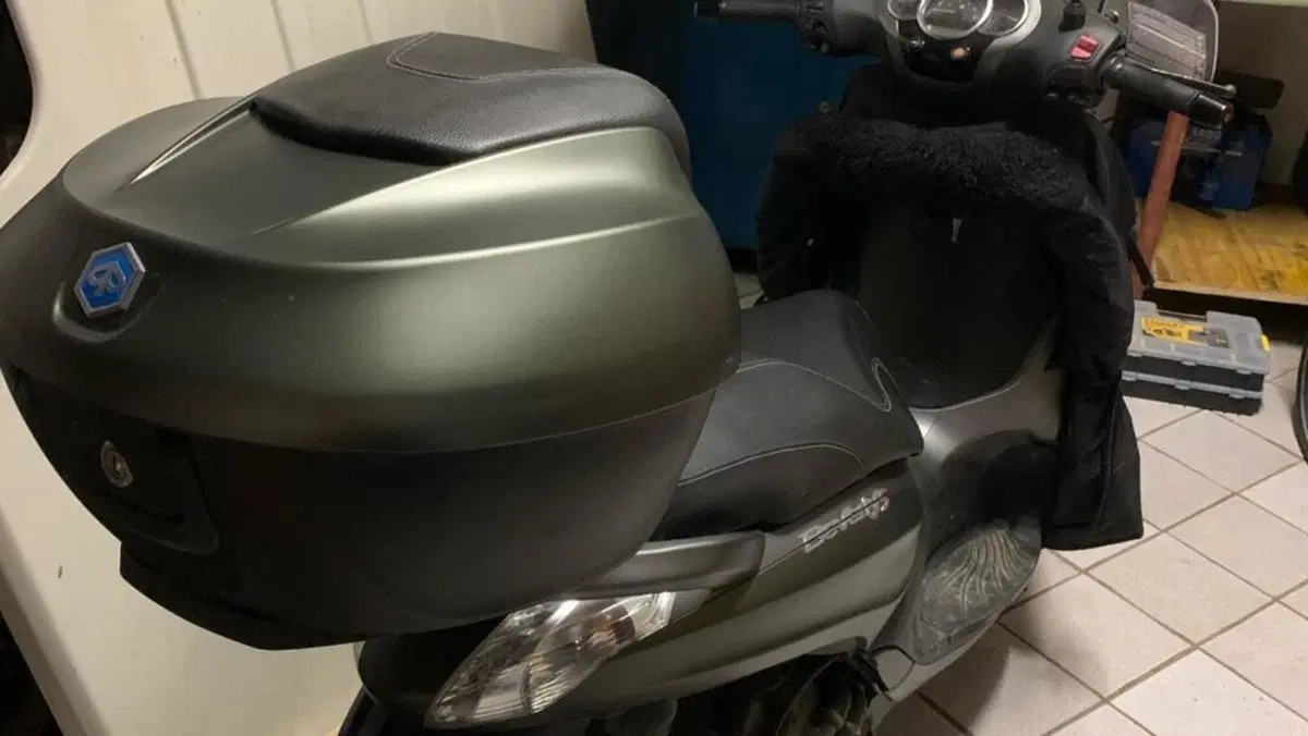 Piaggio Beverly 300 S i.e. ABS-ASR (2016 - 20)  (2)