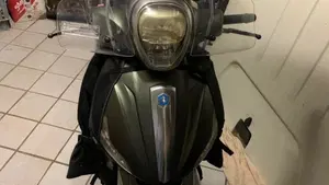 Piaggio Beverly 300 S i.e. ABS-ASR (2016 - 20)  (5)