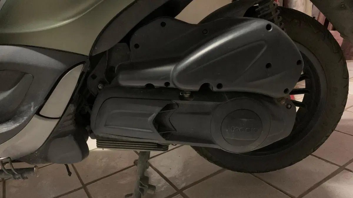 Piaggio Beverly 300 S i.e. ABS-ASR (2016 - 20)  (9)