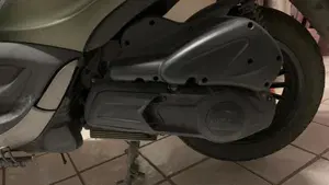 Piaggio Beverly 300 S i.e. ABS-ASR (2016 - 20)  (9)