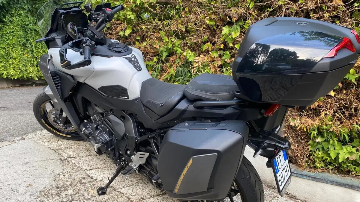 Yamaha Tracer 9 GT Y-AMT (2025 - 26) 