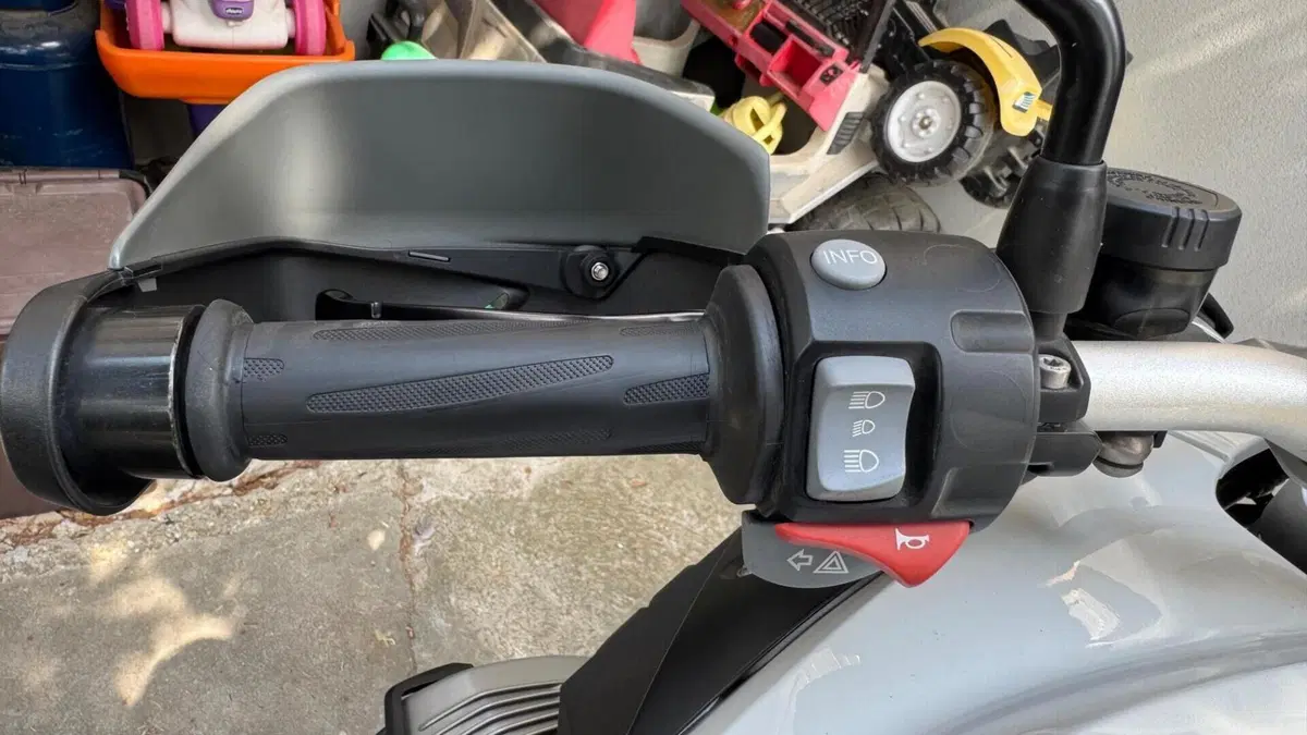 Bmw R 1200 GS (2010 - 12)  (11)