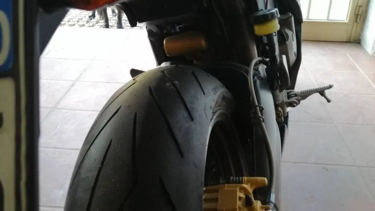 Kawasaki Ninja 600 ZX-6R (2007 - 08)  (3)