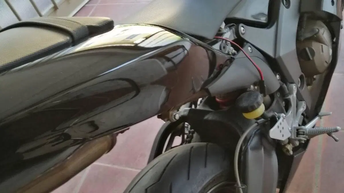 Kawasaki Ninja 600 ZX-6R (2007 - 08)  (4)