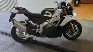 Aprilia Tuono V4 Factory (2021 - 24)  (7)