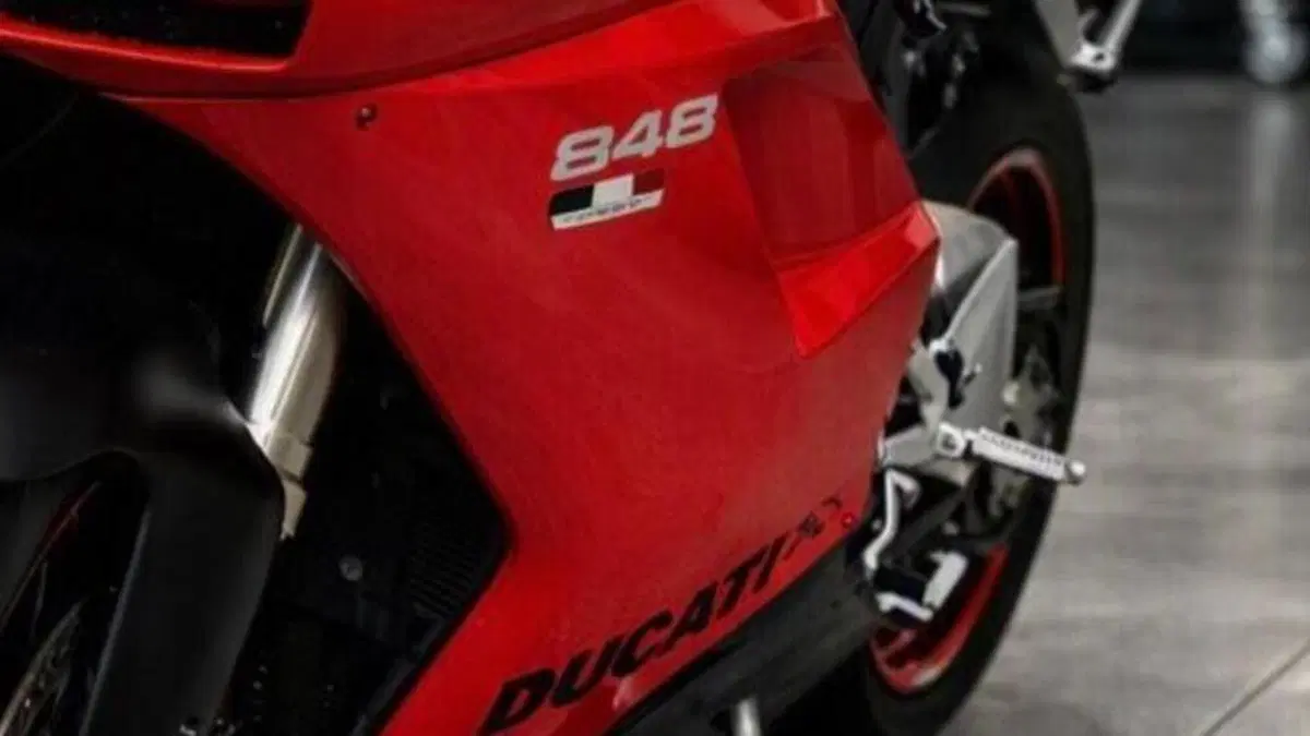 Ducati 848 (2007 - 13)  (2)