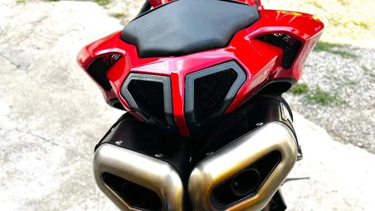 Ducati 848 (2007 - 13)  (5)