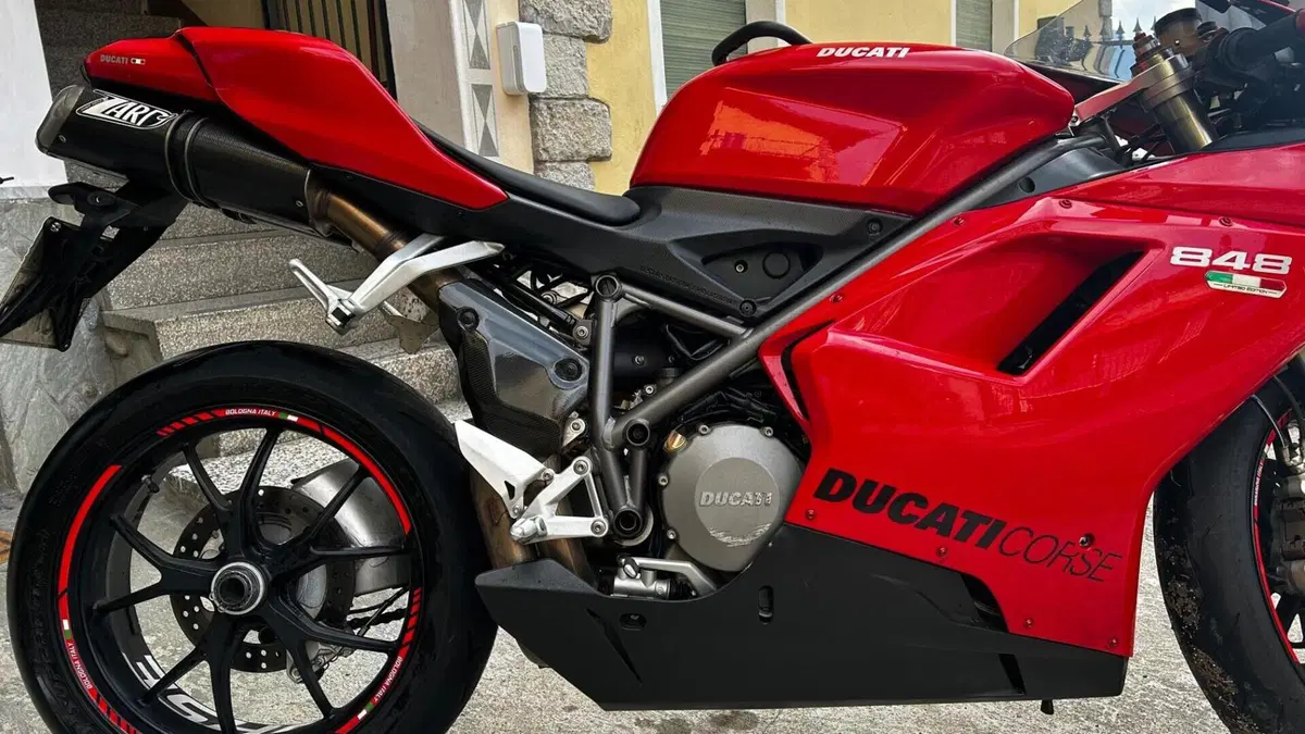 Ducati 848 (2007 - 13)  (6)