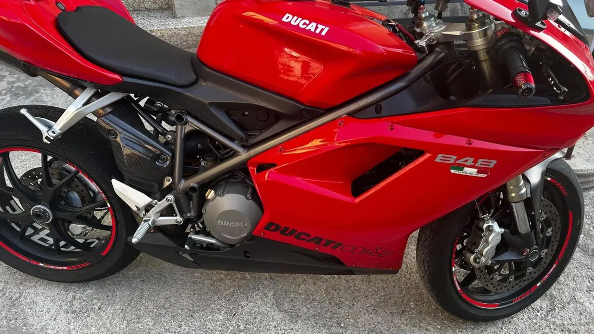 Ducati 848 (2007 - 13)  (16)