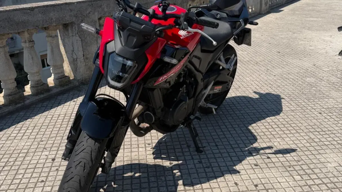 Honda CB 500 Hornet (2024 - 25)  (2)