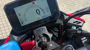 Honda CB 500 Hornet (2024 - 25)  (3)