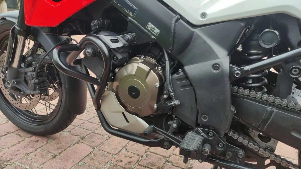 Suzuki V-Strom 1050XT (2020 - 23)  (5)
