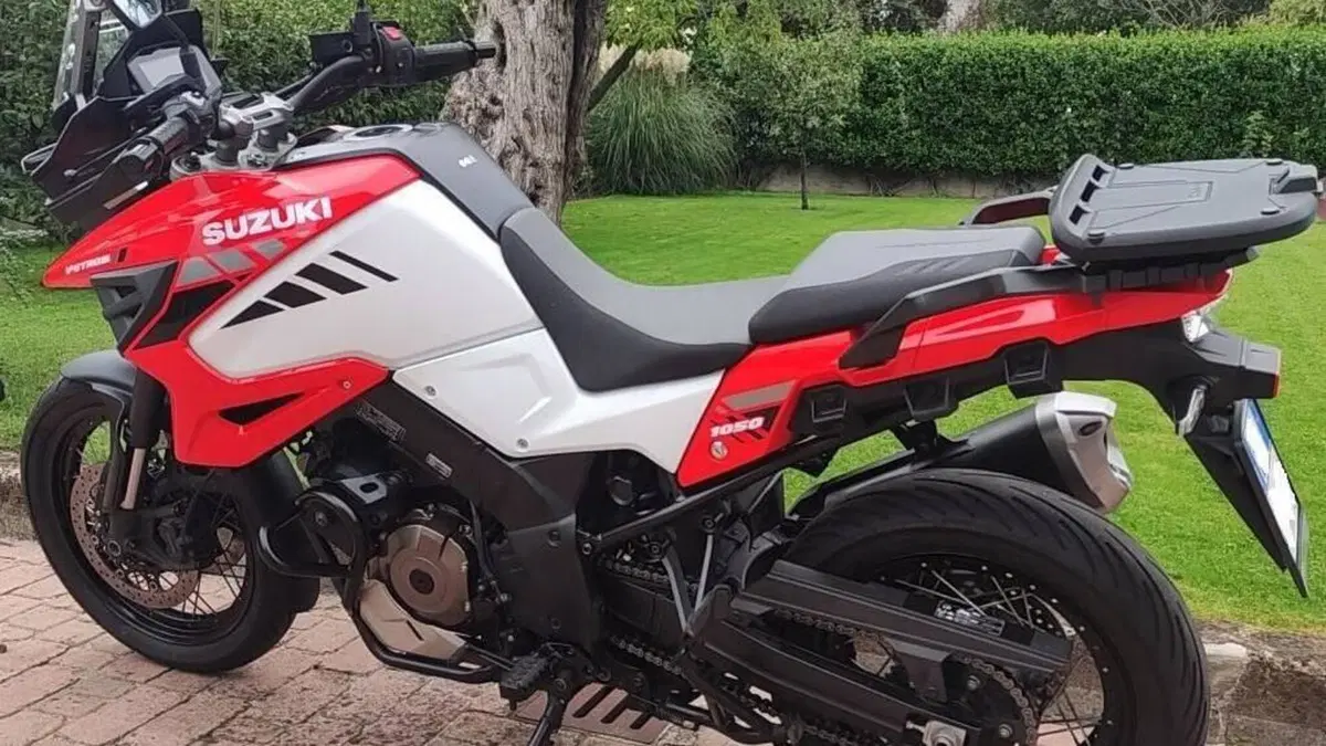 Suzuki V-Strom 1050XT (2020 - 23)  (6)