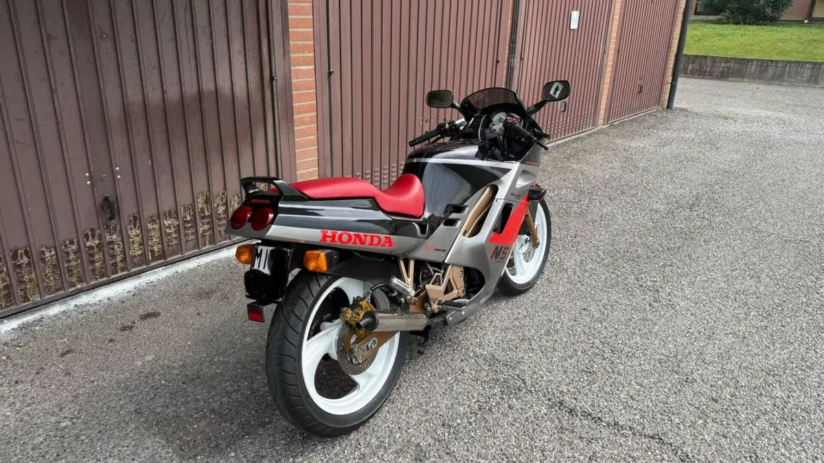 Honda   (5)
