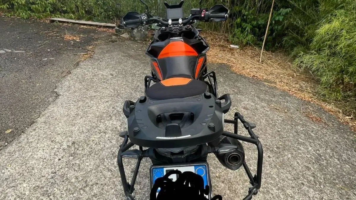 KTM 890 Adventure R (2023 - 24)  (2)
