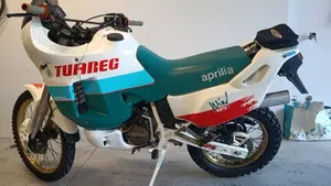Aprilia   (2)