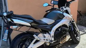 Suzuki GSR 600 (2006 - 11)  (5)