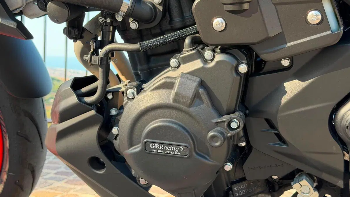 Yamaha MT-03 (2020)  (8)
