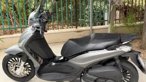 Piaggio Beverly 300 i.e. (2010 - 16)  (2)