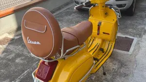 Piaggio Vespa 50 PK  (8)