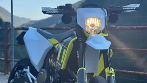 Husqvarna 701 Supermoto (2020) 