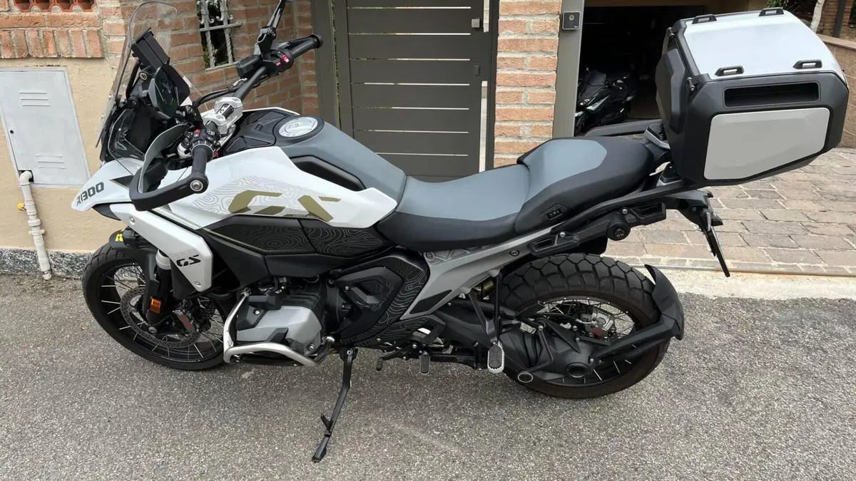 Bmw R 1300 GS ASA (2024 - 26)  (2)