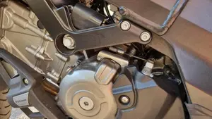 Suzuki V-Strom 650 ABS (2011 - 17)  (7)
