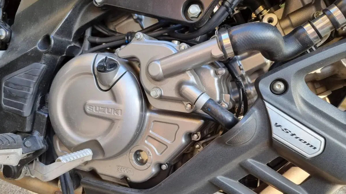 Suzuki V-Strom 650 ABS (2011 - 17)  (8)