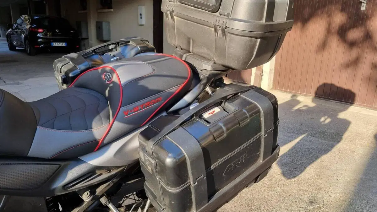 Suzuki V-Strom 650 ABS (2011 - 17)  (2)
