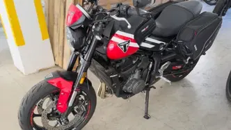 Triumph Trident 660 (2025) usata