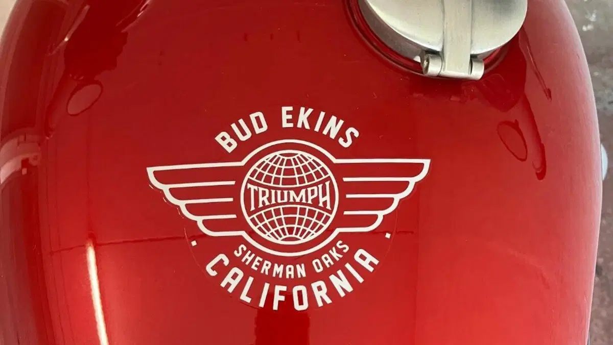 Triumph Bonneville T120 Bud Ekins SE (2020)  (2)