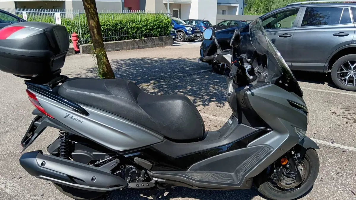 Kymco X-Town 300i (2021 - 24)  (2)