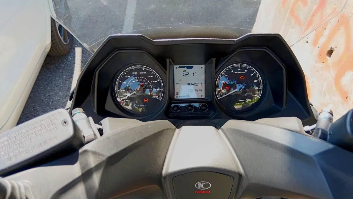Kymco X-Town 300i (2021 - 24)  (6)