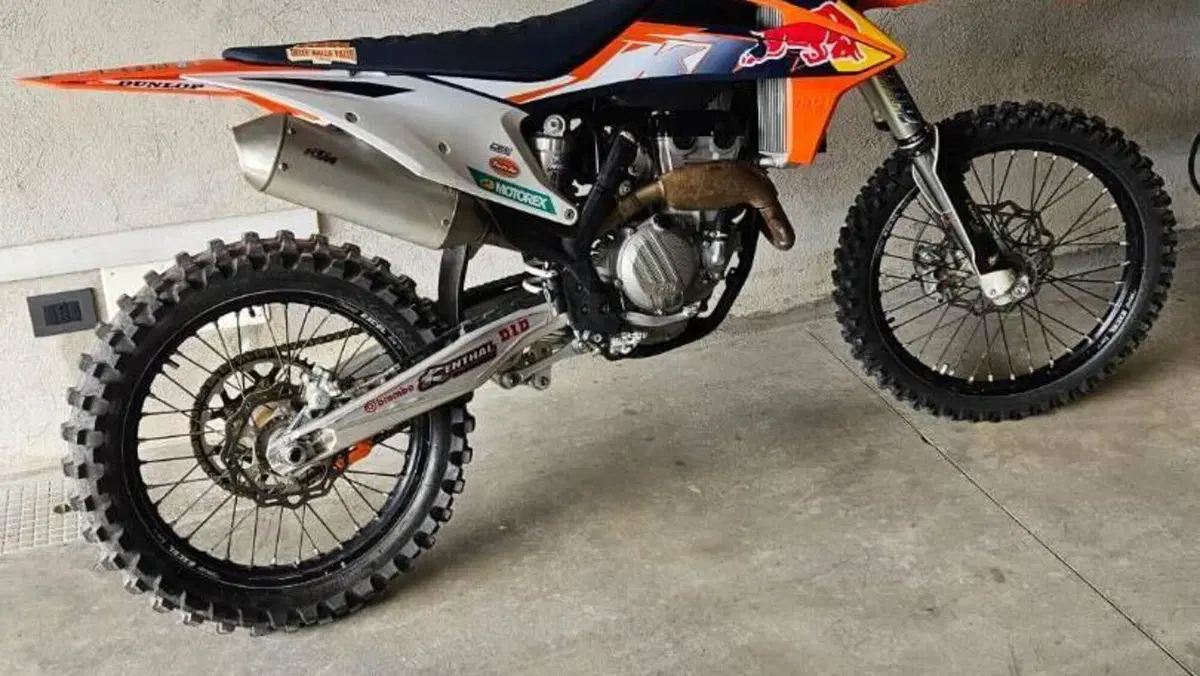 KTM 250 SX-F (2020)  (4)