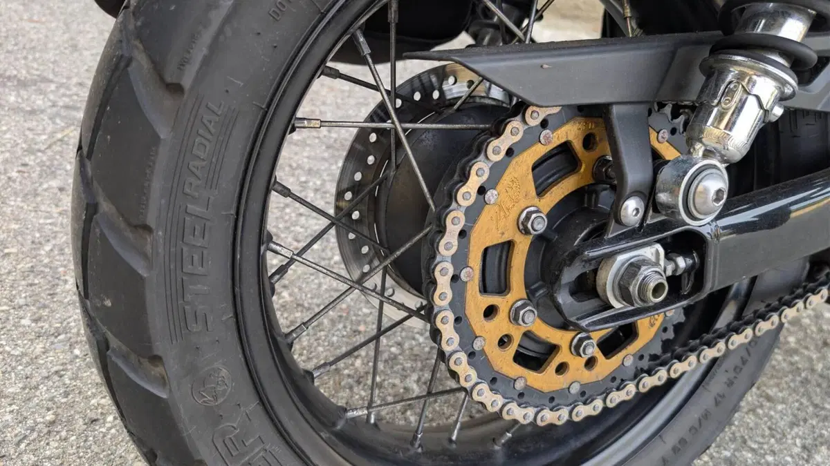 Triumph Street Scrambler 900 (2017 - 18)  (6)