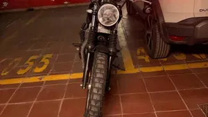 Triumph Bonneville T100 (2008 - 16)  (2)