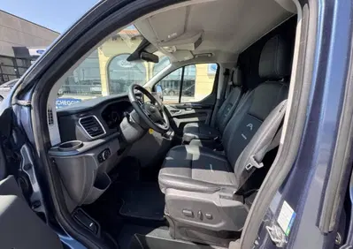 Ford Tourneo Custom 320 2.0 EcoBlue 170CV aut. PC Active (10)