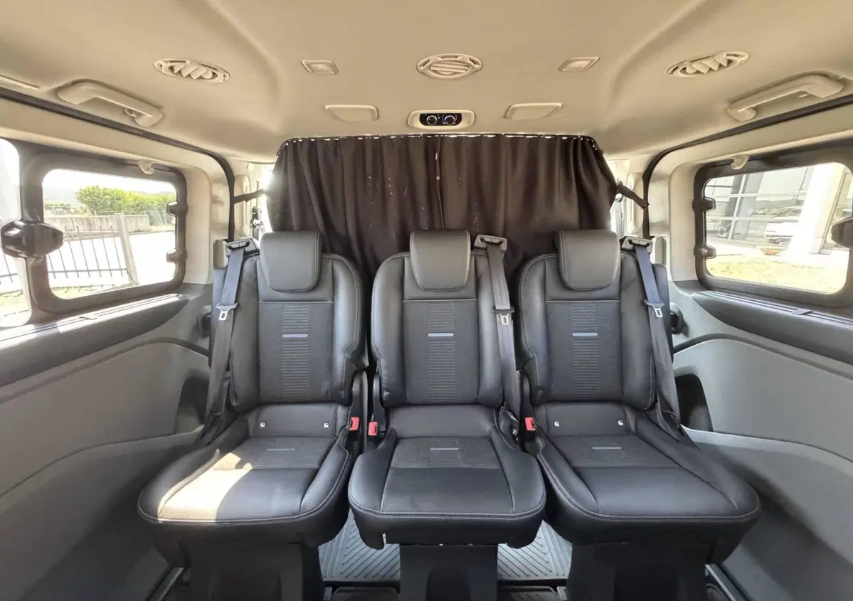 Ford Tourneo Custom 320 2.0 EcoBlue 170CV aut. PC Active (14)