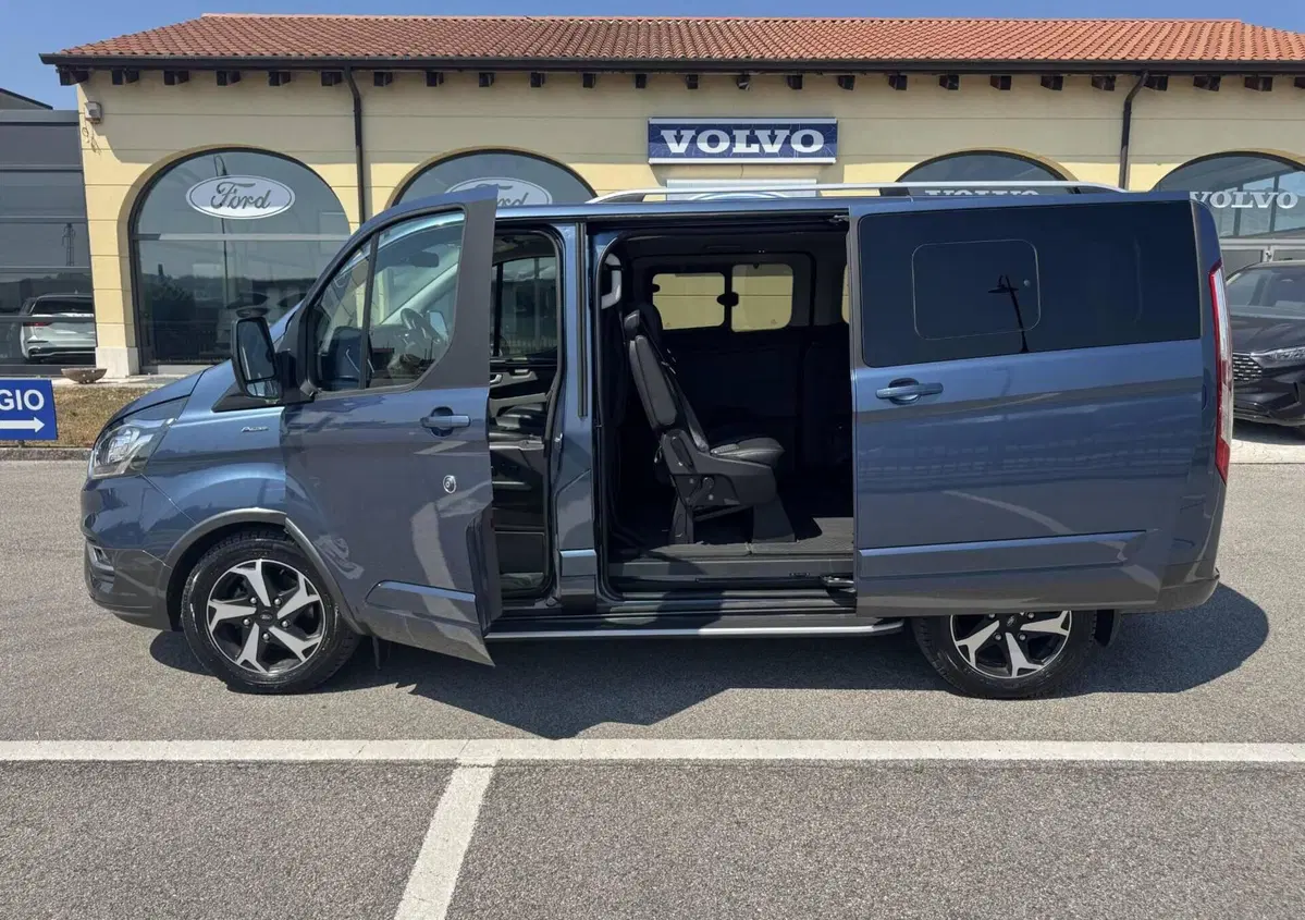 Ford Tourneo Custom 320 2.0 EcoBlue 170CV aut. PC Active (4)