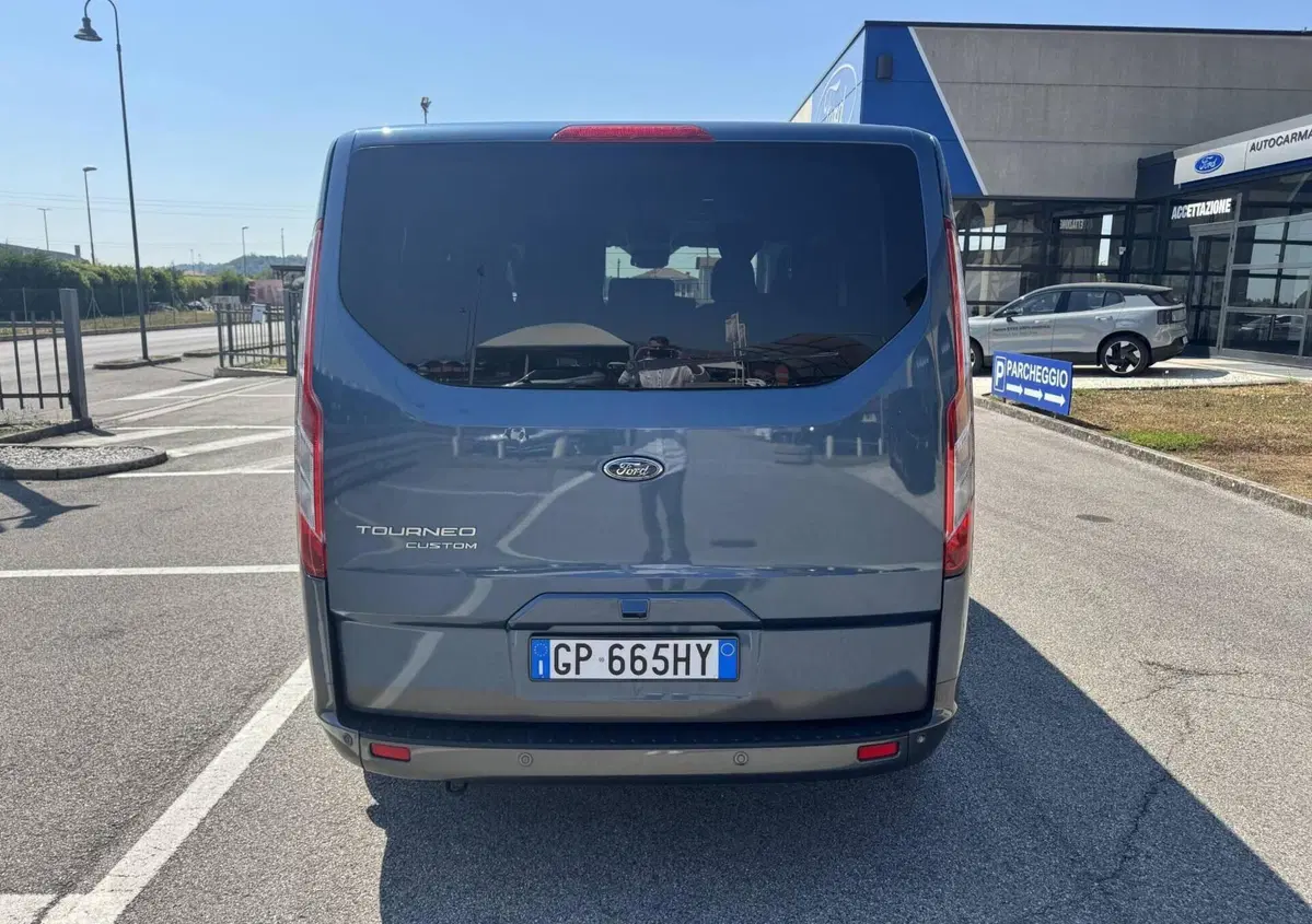 Ford Tourneo Custom 320 2.0 EcoBlue 170CV aut. PC Active (5)