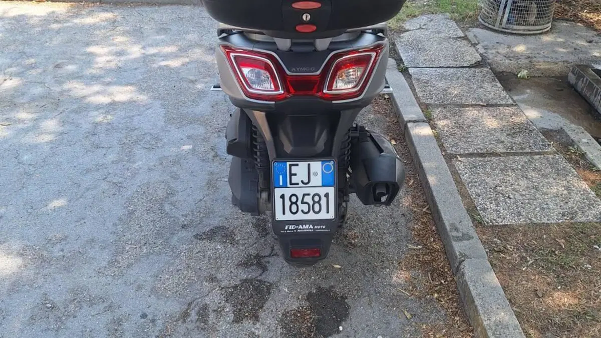 Kymco Downtown 350i ABS (2015 - 17)  (4)